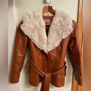Vintage Foxmoor Leather Jacket with Cream Fur Collar